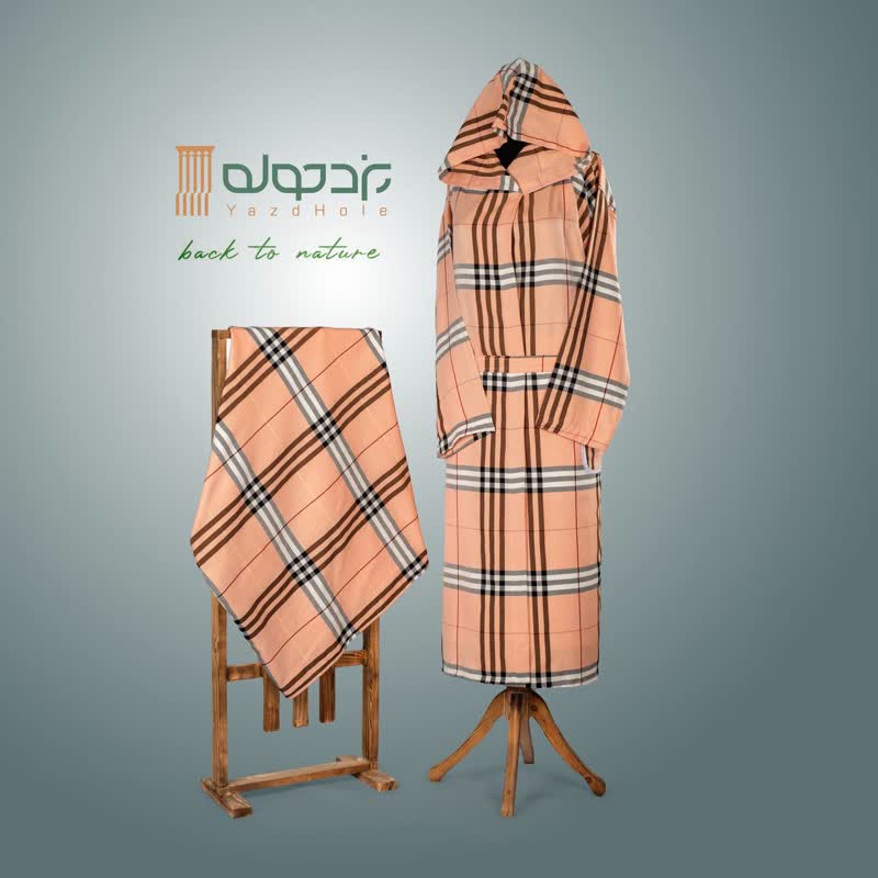 حوله تنپوش نخی سنتی یزدی طرح چهارخونه فلورا  گلبهی (صادراتی)